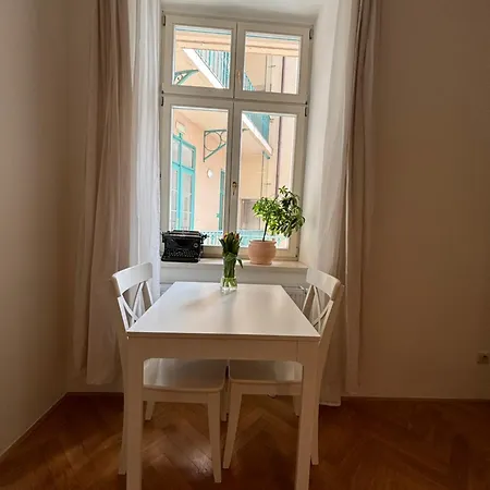 Cozy In The City Center *